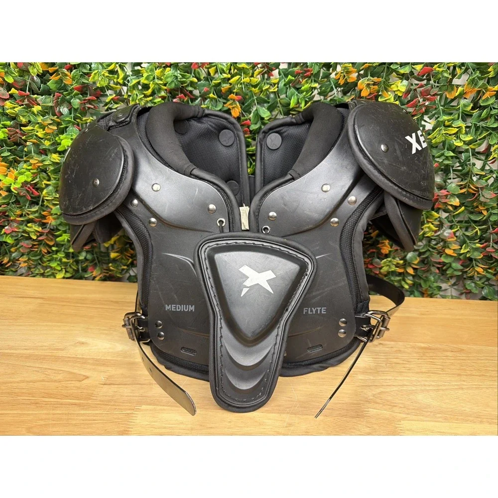 Xenith Flyte 2 TD Football Shoulder Pads Youth Medium Lacrosse Good Condition